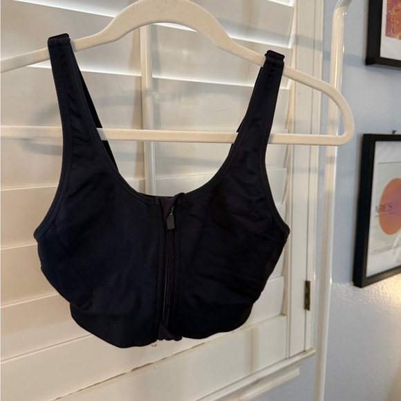 All in Motion Black Zip-Front Activewear Top - Picture 1 of 3